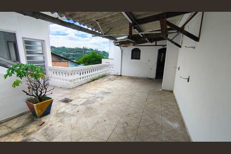 Casa para alugar com 300m², 5 quartos e 8 vagas Casa para alugar com 300m², 5 quartos e 8 vagasÁrea externa