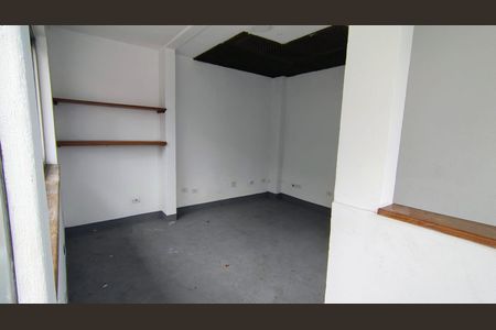 Casa para alugar com 300m², 5 quartos e 8 vagas Casa para alugar com 300m², 5 quartos e 8 vagasÁrea externa