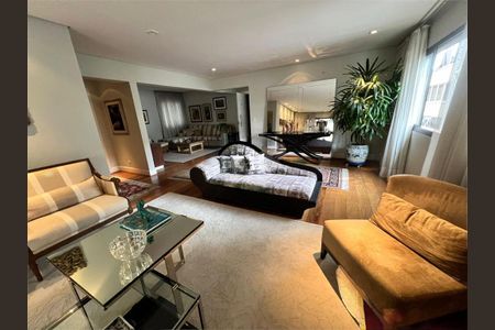 Apartamento à venda com 3 quartos, 227m² em Jardim Paulista, São Paulo