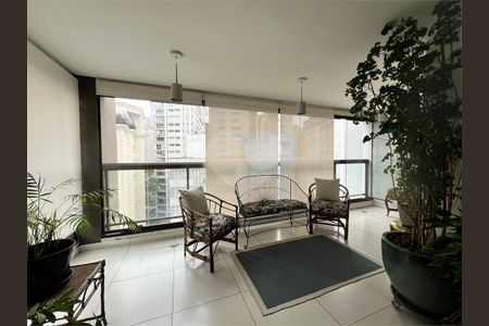 Apartamento à venda com 3 quartos, 227m² em Jardim Paulista, São Paulo