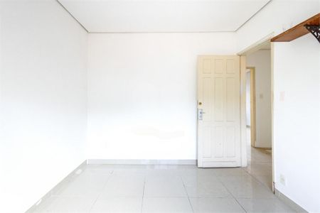 Casa à venda com 4 quartos, 300m² em Vila Mariana, São Paulo