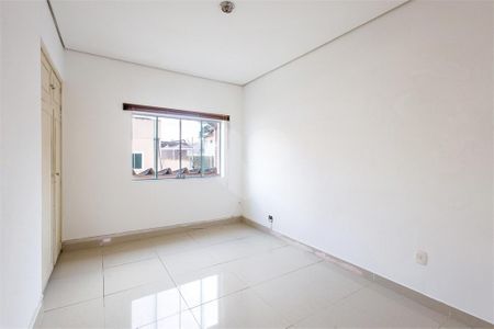 Casa à venda com 4 quartos, 300m² em Vila Mariana, São Paulo