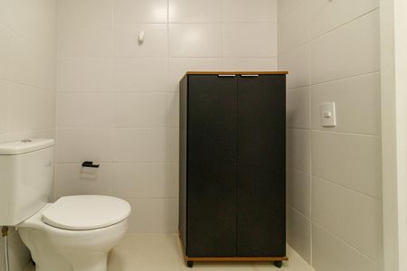 Studio para alugar com 25m², 1 quarto e sem vaga Studio para alugar com 25m², 1 quarto e sem vagaBanheiro