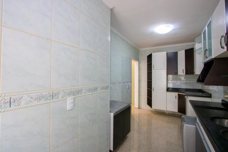 Apartamento para alugar com 75m², 2 quartos e 2 vagas Apartamento para alugar com 75m², 2 quartos e 2 vagasCozinha