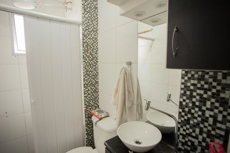 Apartamento à venda com 50m², 3 quartos e 1 vaga Apartamento à venda com 50m², 3 quartos e 1 vagaBANHEIRO