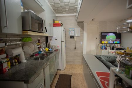 Apartamento à venda com 50m², 3 quartos e 1 vaga Apartamento à venda com 50m², 3 quartos e 1 vagaCOZINHA E ÁREA DE SERVIÇO