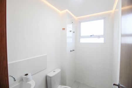Apartamento para alugar com 45m², 2 quartos e sem vagaBanheiro Social