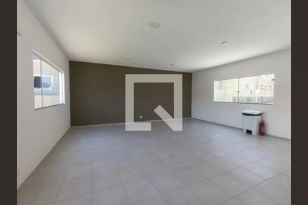 Apartamento para alugar com 45m², 2 quartos e sem vagaÁrea comum - Salão de festas