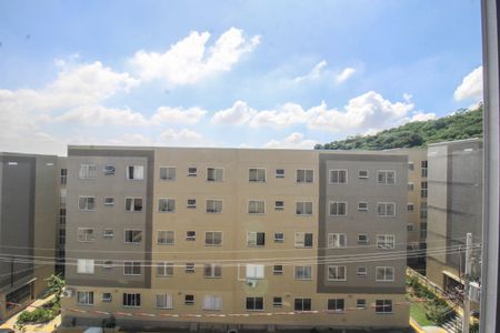 Vista do Quarto 1 de apartamento para alugar com 2 quartos, 45m² em Jardim Alvorada, Nova Iguaçu