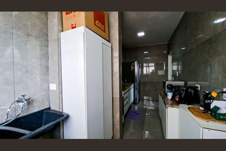 Apartamento à venda com 65m², 2 quartos e 1 vagaÁrea de Serviço