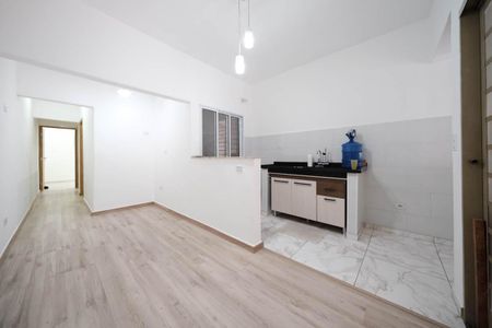 Sala/Cozinha de casa para alugar com 2 quartos, 40m² em Ponte Rasa, São Paulo