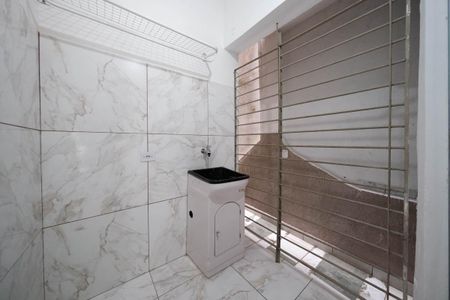 Casa para alugar com 40m², 2 quartos e 1 vagaÁrea de Serviço