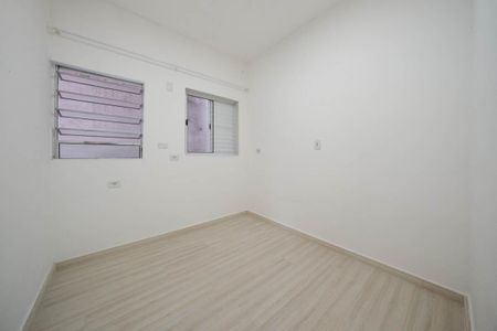 Quarto 1 de casa para alugar com 2 quartos, 40m² em Ponte Rasa, São Paulo