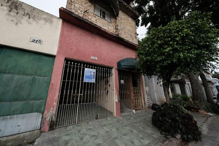 Casa para alugar com 40m², 2 quartos e 1 vagaFachada