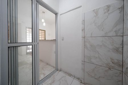 Casa para alugar com 40m², 2 quartos e 1 vagaÁrea de Serviço