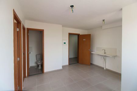 Sala de apartamento para alugar com 2 quartos, 37m² em Vila Antonieta, São Paulo