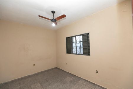 Casa para alugar com 86m², 1 quarto e 2 vagas Casa para alugar com 86m², 1 quarto e 2 vagasQuarto