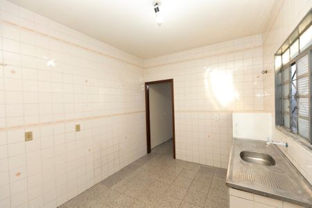 Casa para alugar com 86m², 1 quarto e 2 vagas Casa para alugar com 86m², 1 quarto e 2 vagasCozinha
