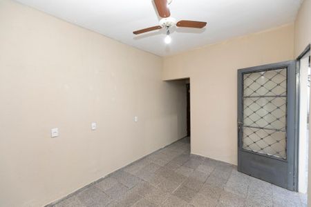 Casa para alugar com 86m², 1 quarto e 2 vagas Casa para alugar com 86m², 1 quarto e 2 vagasSala