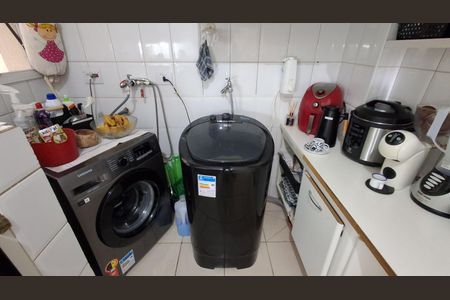 Apartamento à venda com 60m², 2 quartos e 1 vaga Apartamento à venda com 60m², 2 quartos e 1 vagaCozinha