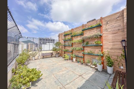 Apartamento para alugar com 90m², 4 quartos e sem vaga