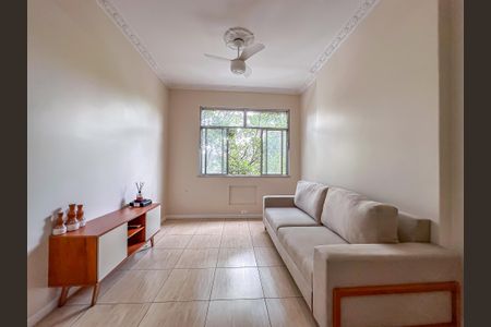 Apartamento para alugar com 90m², 4 quartos e sem vaga