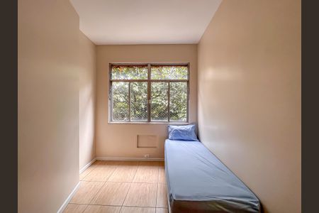 Apartamento para alugar com 90m², 4 quartos e sem vaga