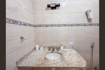 Apartamento para alugar com 90m², 4 quartos e sem vaga