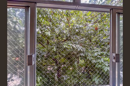 Apartamento para alugar com 90m², 4 quartos e sem vaga