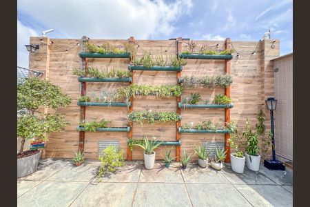 Apartamento para alugar com 90m², 4 quartos e sem vaga