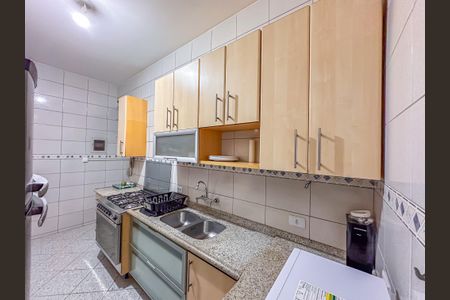 Apartamento para alugar com 90m², 4 quartos e sem vaga