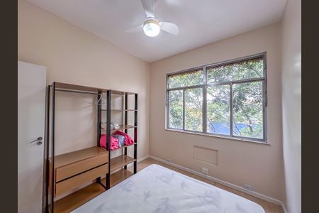 Apartamento para alugar com 90m², 4 quartos e sem vaga