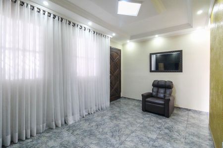 Sala de casa para alugar com 2 quartos, 120m² em Vila Brasil, São Paulo