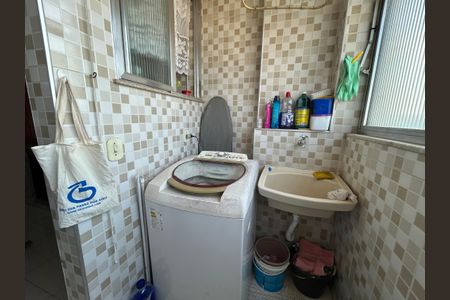 Apartamento à venda com 78m², 2 quartos e 1 vagaÁrea de Serviço