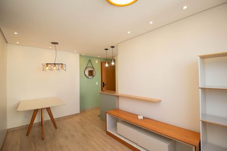 Apartamento para alugar com 45m², 2 quartos e 1 vagaSala