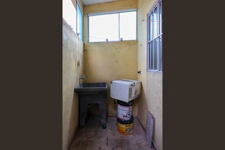 Casa para alugar com 55m², 3 quartos e sem vagaÁrea de Serviço