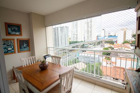 Apartamento à venda com 47m², 1 quarto e 1 vaga Apartamento à venda com 47m², 1 quarto e 1 vagaVaranda