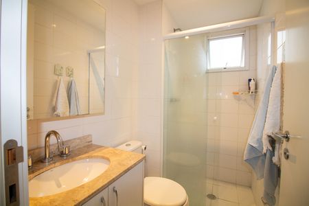 Apartamento à venda com 47m², 1 quarto e 1 vaga Apartamento à venda com 47m², 1 quarto e 1 vagaBanheiro da Suíte