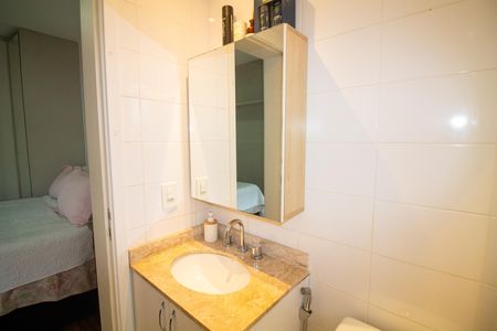 Apartamento à venda com 47m², 1 quarto e 1 vaga Apartamento à venda com 47m², 1 quarto e 1 vagaBanheiro da Suíte