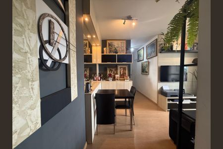 Apartamento à venda com 2 quartos, 52m² em Vila Bertioga, São Paulo