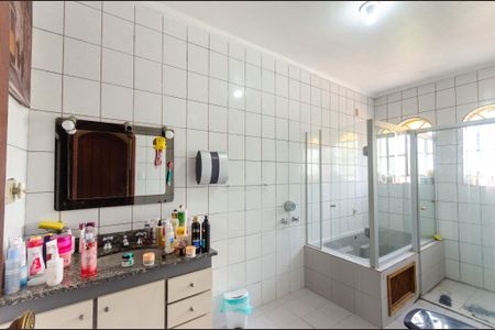 Casa à venda com 350m², 5 quartos e 3 vagasSuíte 2 - Banheiro