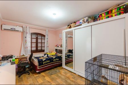 Casa à venda com 350m², 5 quartos e 3 vagasSuíte 1