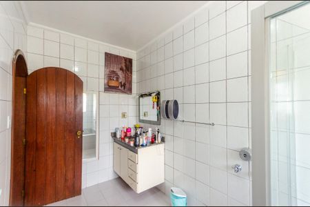 Casa à venda com 350m², 5 quartos e 3 vagasSuíte 2 - Banheiro