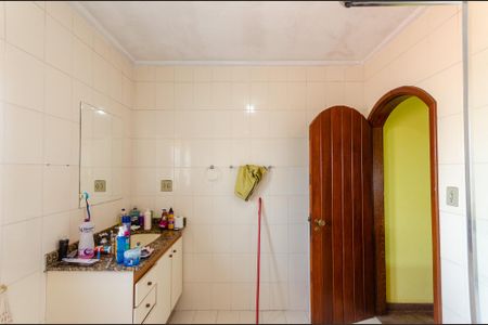 Casa à venda com 350m², 5 quartos e 3 vagasBanheiro 1