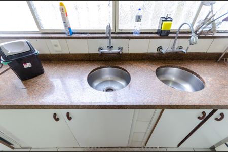 Casa à venda com 350m², 5 quartos e 3 vagasCozinha