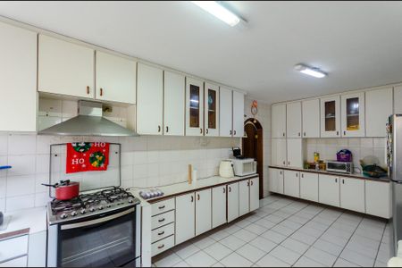 Casa à venda com 350m², 5 quartos e 3 vagasCozinha