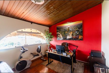 Casa à venda com 350m², 5 quartos e 3 vagasSala de Jogos