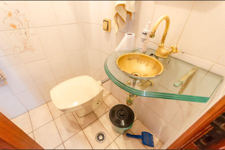 Casa à venda com 350m², 5 quartos e 3 vagasLavabo