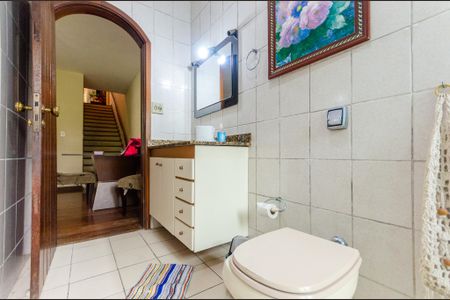 Casa à venda com 350m², 5 quartos e 3 vagasBanheiro 2