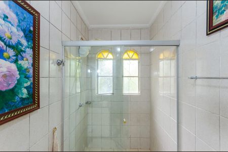 Casa à venda com 350m², 5 quartos e 3 vagasBanheiro 2